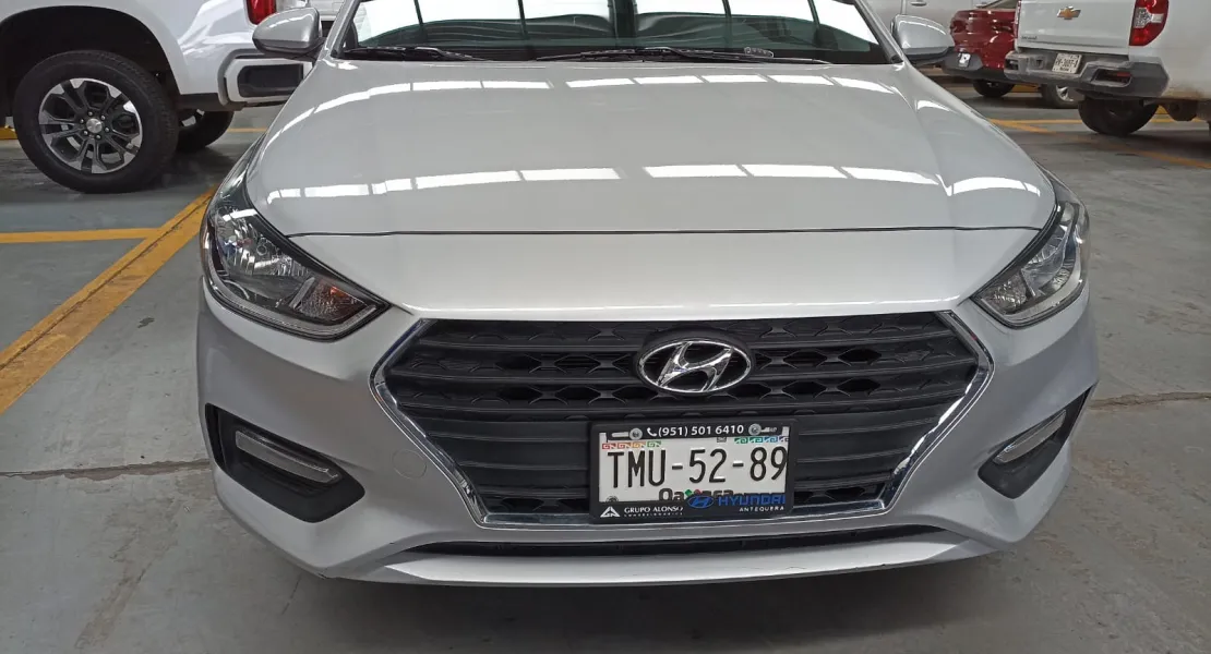 Hyundai_Accent_HB